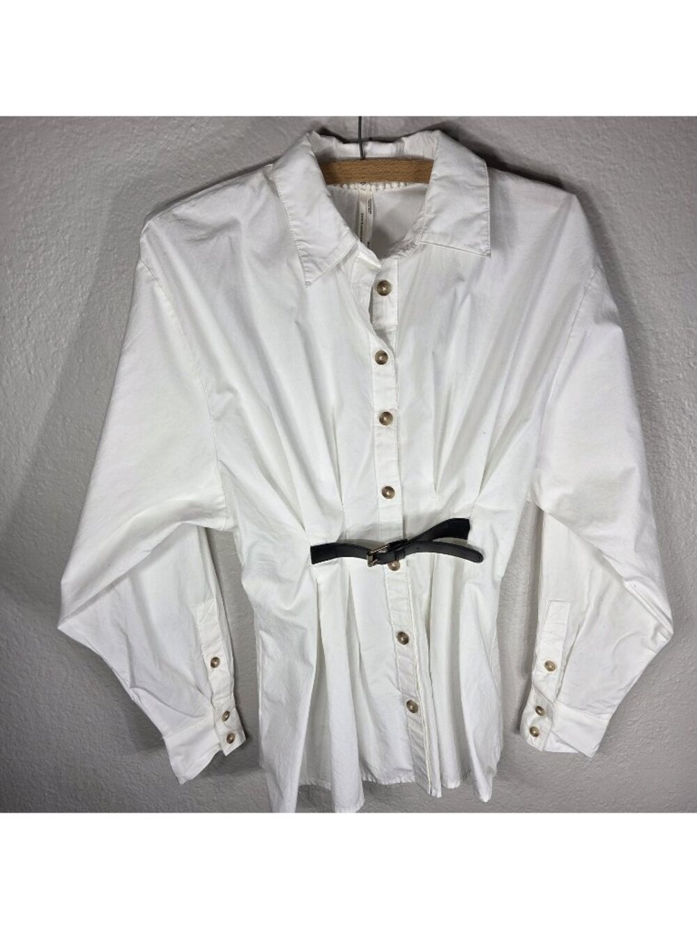 Anthropologie White Size 0 Belted Fitted Waist Button Down Shirt Top Cotton